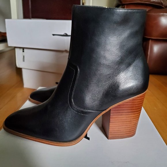 womens black boots size 10